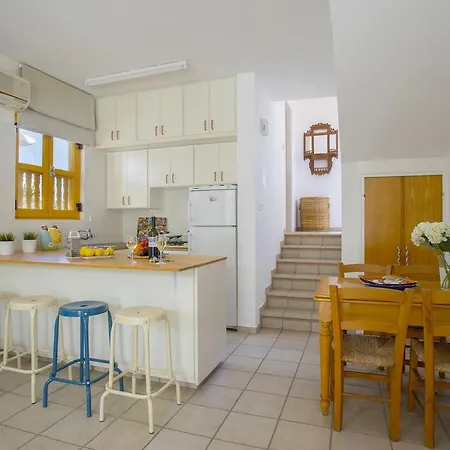 Dandelion Villa
