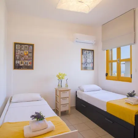 Dandelion Villa